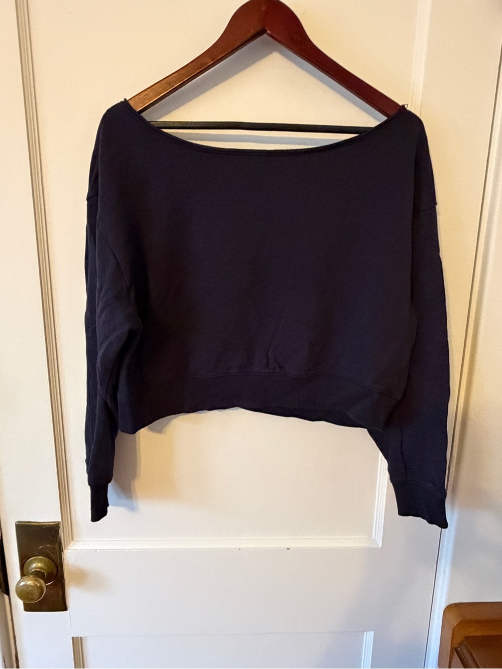 Lazy Sunday Navy Cropped Sweatshirt Long Sleeve Top L Cozy Layer Fall Coastal